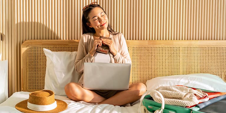 Está a pensar viajar? Conheça 17 sites para marcar viagens a preços imbatíveis, para que as suas férias saiam mais em conta. 