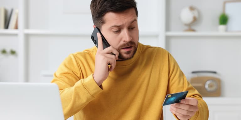 Saiba o que fazer para evitar ter o cartão clonado, proteger os seus dados e prevenir utilizações fraudulentas. 
