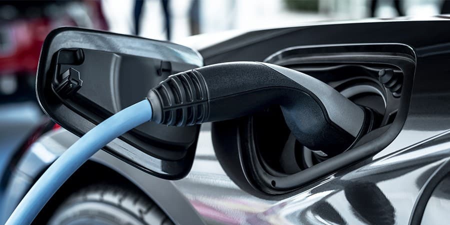 O futuro dos automóveis será elétrico e a tecnologia não para de evoluir para substituir os motores a combustão. Mas, e os ca