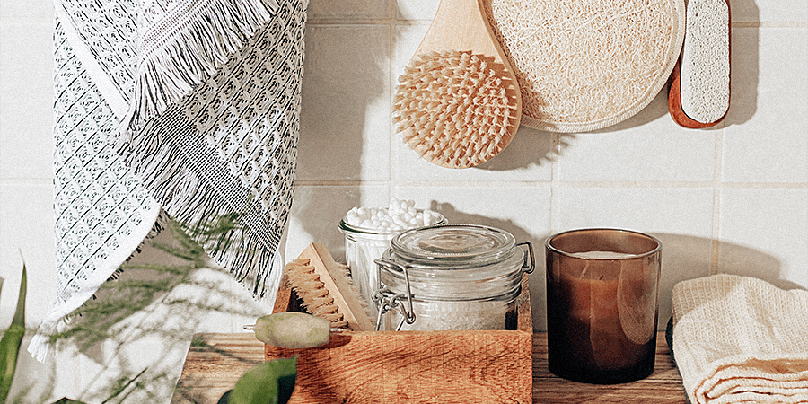 Mudar pequenos hábitos no nosso dia a dia é meio caminho para a sustentabilidade em casa e nas nossas vidas, mas também  para