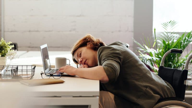 Ser produtivo pode ser um grande desafio. O Contas Connosco partilha consigo pequenos hábitos para implementar no seu dia-a-d