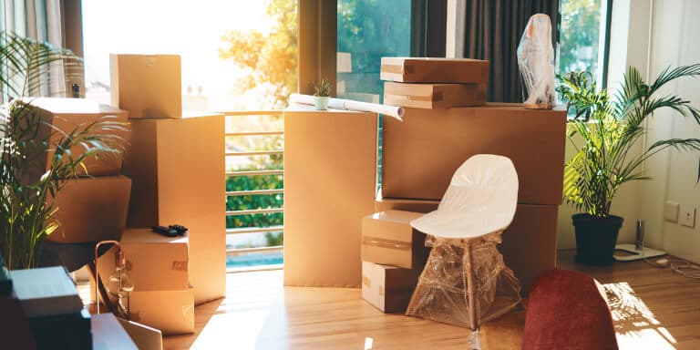 Tem mobiliário em casa que já não utiliza? Descubra como vender móveis usados mais rápido e aproveitar para ganhar algum dinh