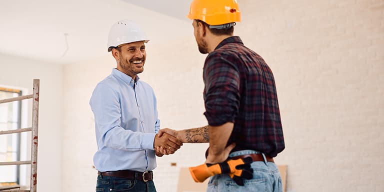 Precisa de um empréstimo para obras? Conheça as opções disponíveis e os passos a dar para conseguir financiamento. 
