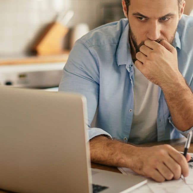 Está com dificuldade em pagar as contas? Saiba o que fazer