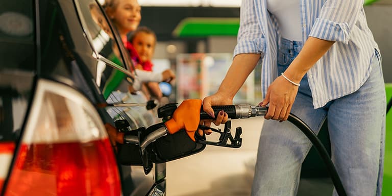 Conheça as nossas sugestões para utilizar o gasóleo ou a gasolina de forma eficiente e poupar combustível.
