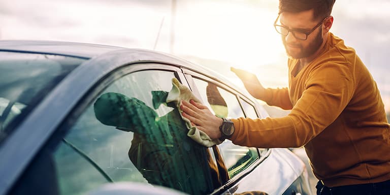 O valor venal de um carro é o seu valor comercial imediatamente antes de um sinistro. Saiba para que é utilizado e como se ca