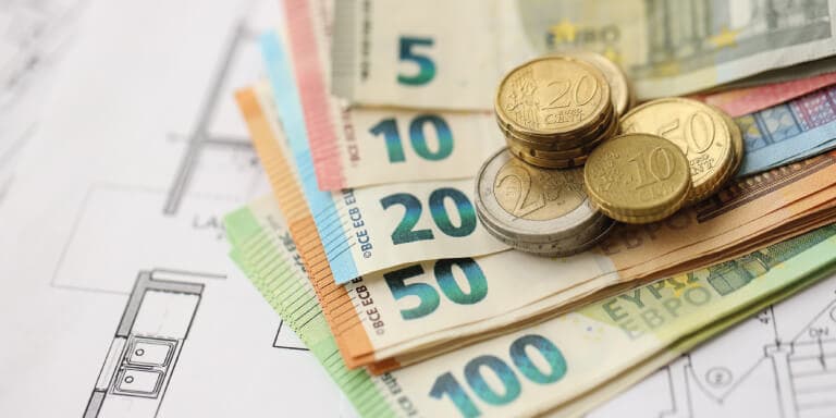 Se tem imóveis que valem mais de 600.000 euros, é provável que tenha de pagar AIMI. Saiba o que é este impostos e quem pode e