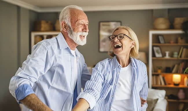 Apoios sociais para idosos: que tipos existem e como pedir?  