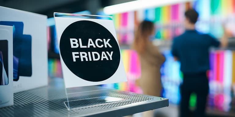 Nesta Black Friday, não se deixe enganar com falsas promoções. Siga as dicas de Pedro Andersson, especialista em Finanças Pes