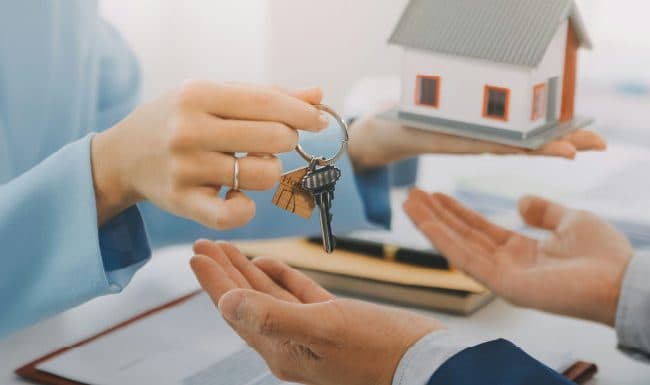 Como comprar e vender casa