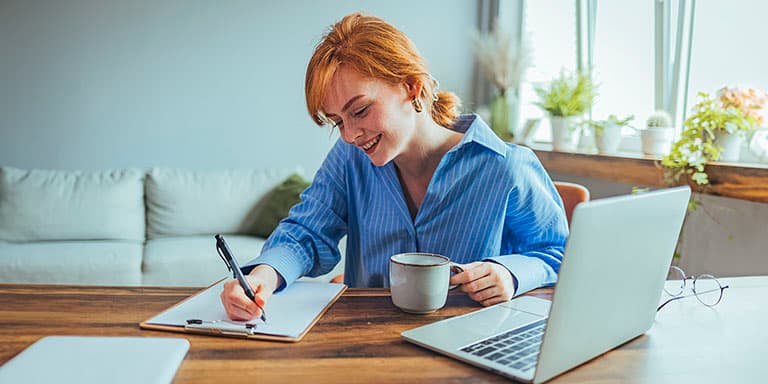 Datas, contas, procedimentos e obrigações. Tudo o que precisa de saber está neste guia do IRS, que pode consultar para esclar