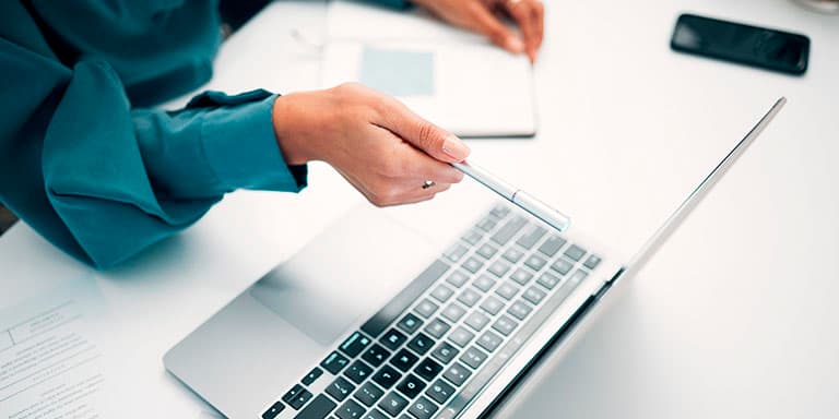 Quer saber tudo sobre o IRS ou tem dúvidas sobre o imposto? Descubra, neste artigo, as respostas às perguntas mais frequentes