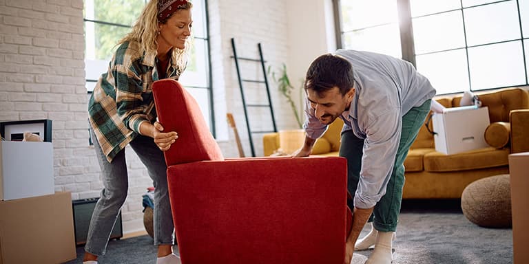 Saiba quanto custa mobilar uma casa, por onde começar e o que pode fazer para gastar menos dinheiro durante o processo.
