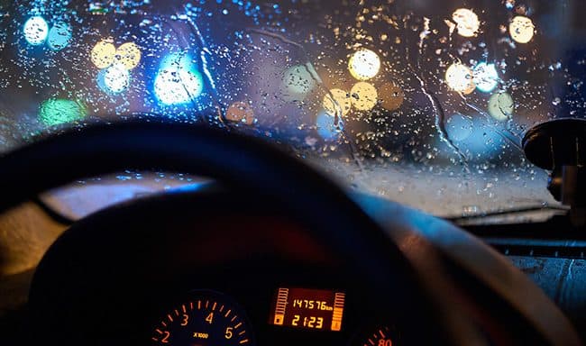 Danos causados por trovoada: saiba como proteger-se
