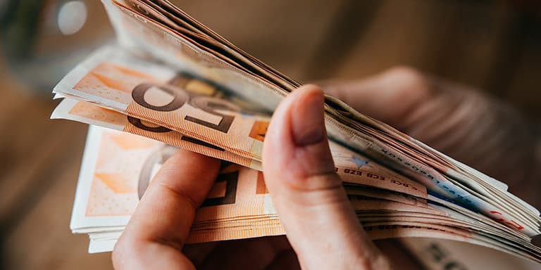 O aumento de preços no início de cada ano é inevitável. Saiba o que vai ficar mais caro e o que lhe vai permitir ter mais ren