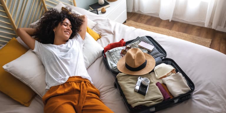 Conheça as nossas sugestões para um fim de semana prolongado e saiba como poupar na viagem.
