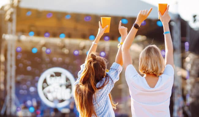 Festivais de verão 2026: guia para aproveitar e poupar a sério