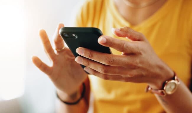 As burlas por WhatsApp estão a mudar: saiba como se proteger