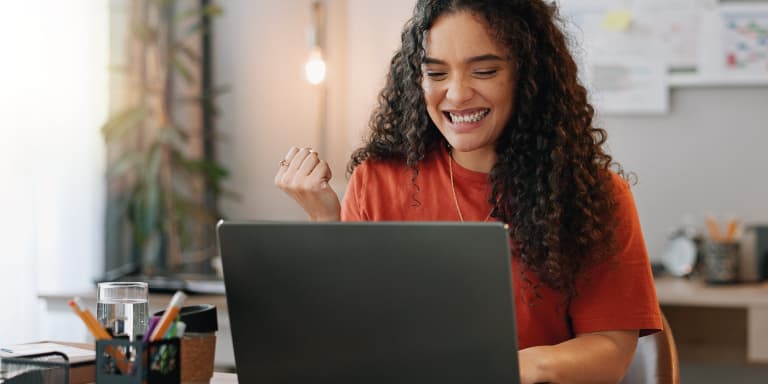 Procurar emprego pode ser um desafio. Saiba como definir uma estratégia eficaz e aumentar as probabilidades de encontrar trab