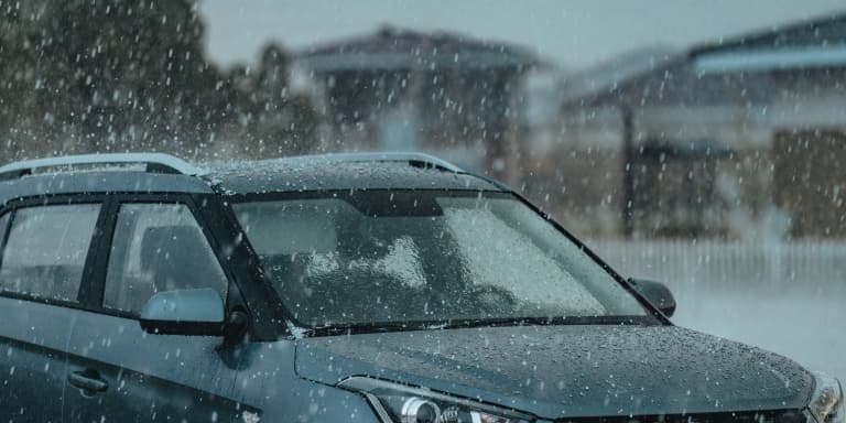 O El Niño pode agravar fenómenos meteorológicos extremos. Saiba como proteger a sua casa e o carro de tempestades, cheias e o
