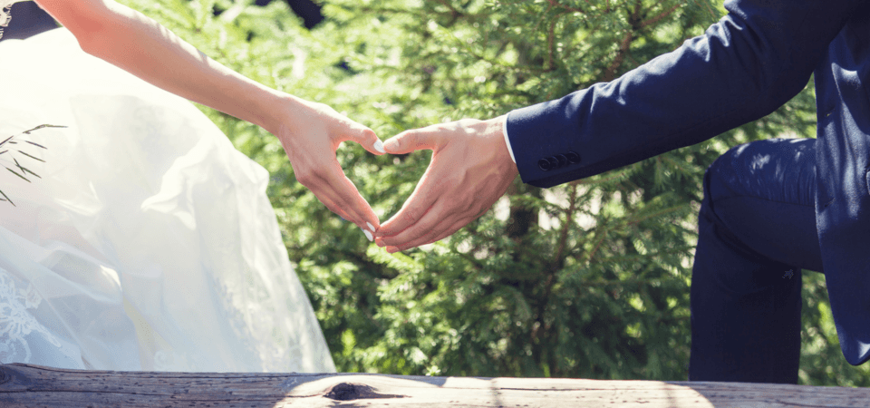 Os cidadãos divorciados ou viúvos têm de cumprir um prazo até poderem voltar a casar-se. Mas a lei pode ser revista em breve.