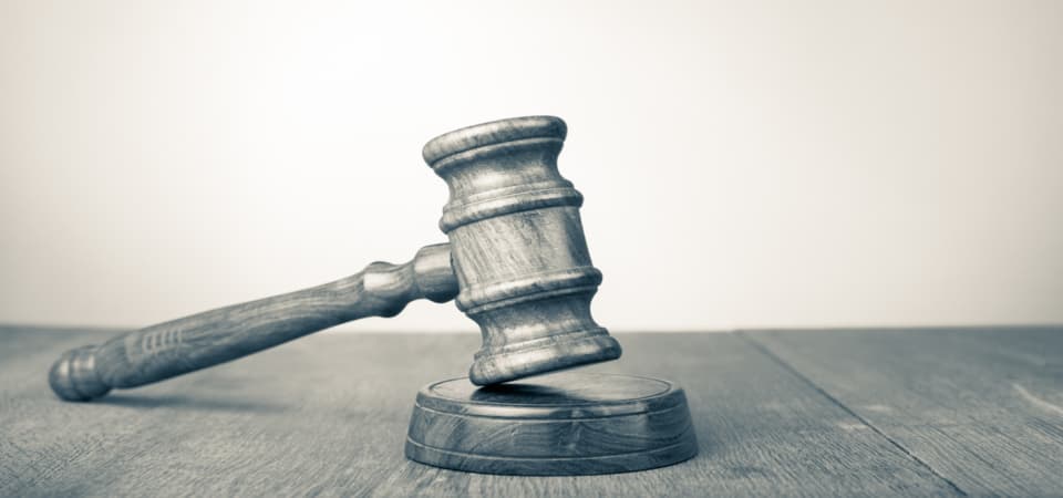 A notícia é insólita e dá que pensar. O Tribunal Europeu determinou que a morte de um trabalhador não implica a perda do dire
