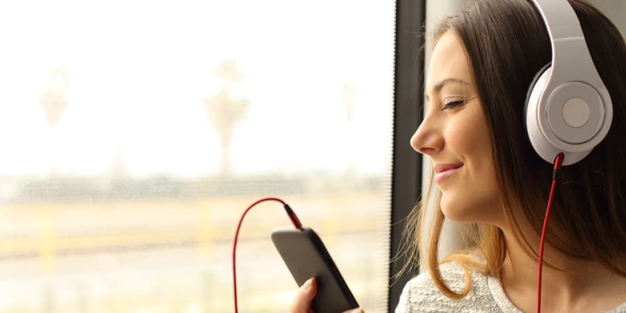 Mais do que palavras, hoje damos-lhe música. Saiba como e onde ouvir as suas canções preferidas.