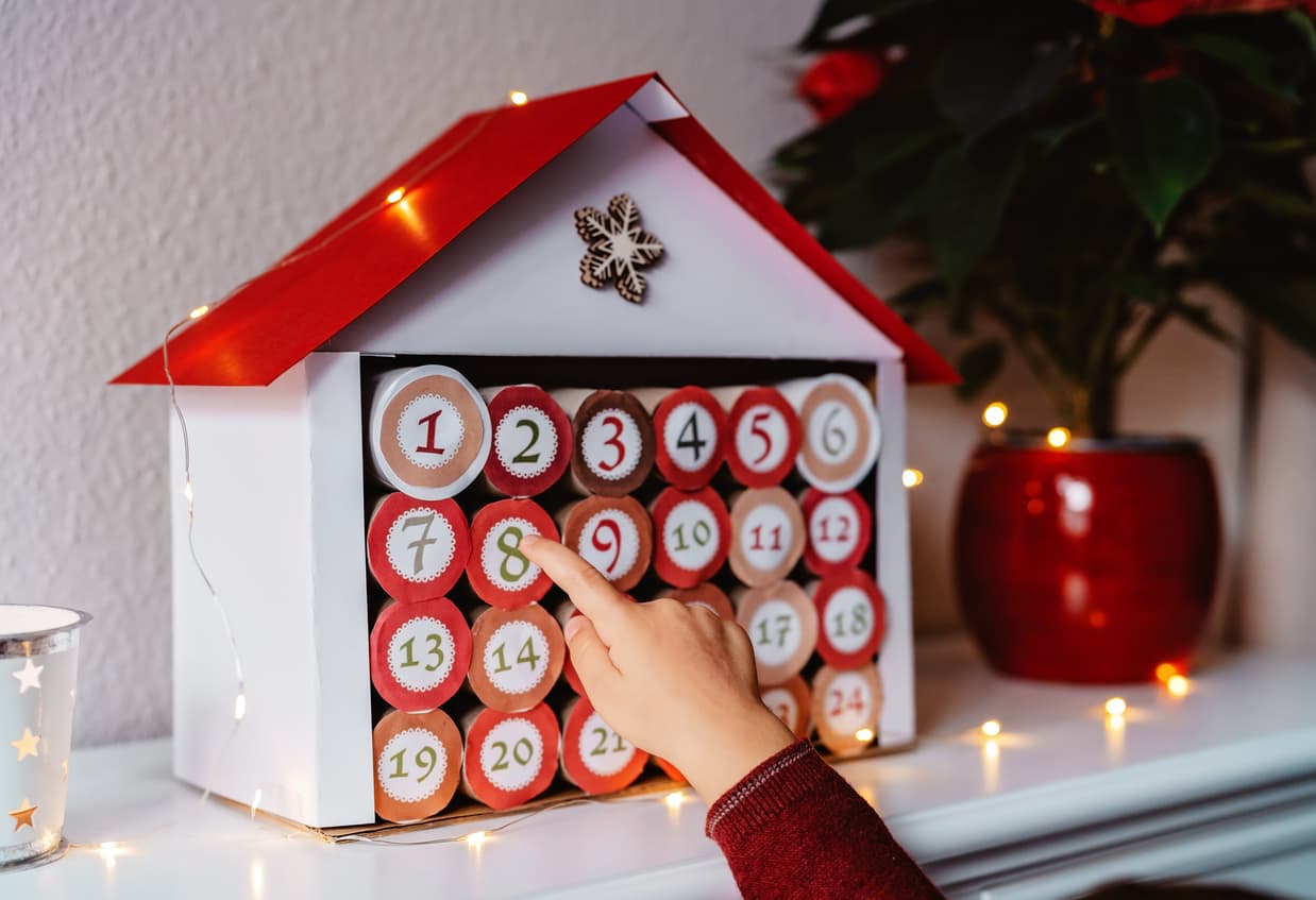 Neste mês de dezembro, o Contas Connosco tem um miminho para si. Oferecemos-lhe um calendário do advento, pronto a imprimir,