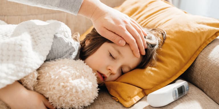 Sabia que tem direito a faltar no trabalho para prestar assistência à família? Descubra como funciona cada caso contemplado n