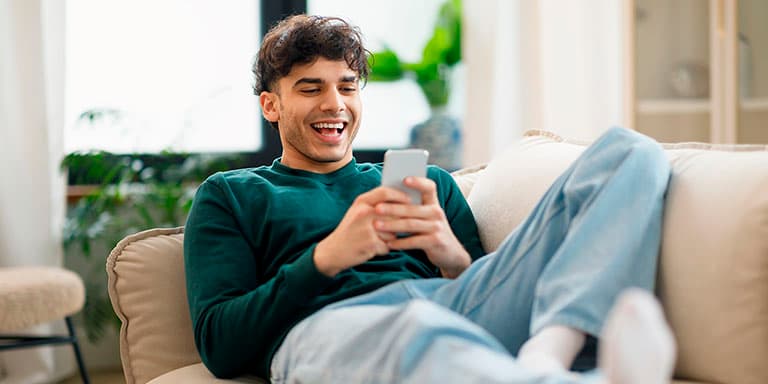 A app gov.pt funciona como uma carteira digital para os seus documentos, com a mesma validade das versões físicas. Saiba como