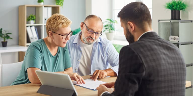 O direito ao esquecimento protege os consumidores de discriminação nos contratos de crédito e nos seguros. Saiba como e quand