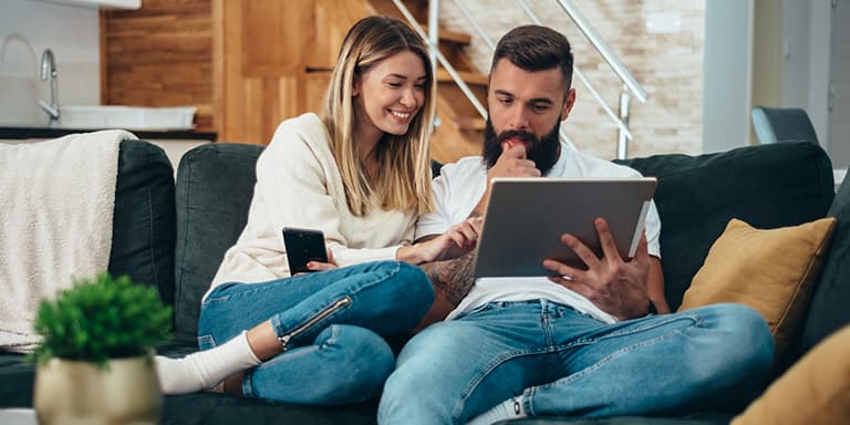 Recorrer a sites para comparar preços é uma das melhores formas de conseguir poupar dinheiro. Conheça alguns dos comparadores