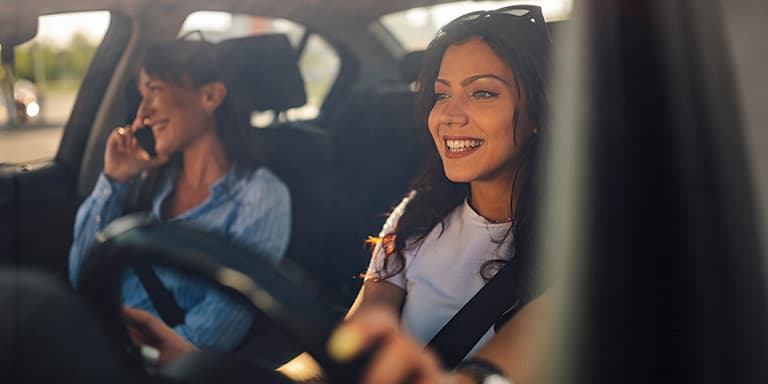 Conheça os fatores que influenciam o preço do seguro automóvel para jovens e saiba como o tornar mais barato.