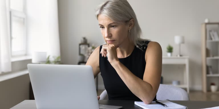 Em caso de óbito, quem é responsável por preencher a declaração de IRS da pessoa falecida? Esclareça as dúvidas e conheça os
