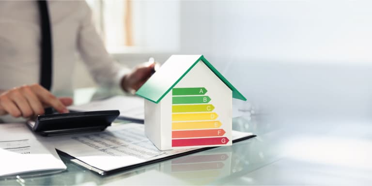 Sabia que pode recorrer ao crédito para tornar a sua casa mais eficiente? Conheça as regras e prazos e veja como poupar dinhe