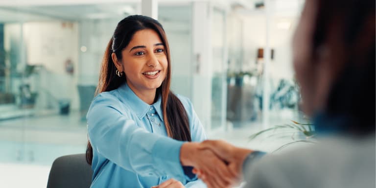 Descubra como preparar uma entrevista de emprego com dicas práticas para causar uma boa impressão e aumentar as hipóteses de