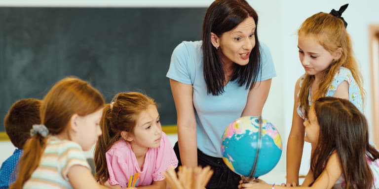 As atividades extracurriculares devem fazer parte do dia a dia das crianças. Saiba como escolher as mais indicadas sem compro