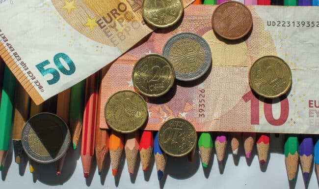 Crédito para despesas escolares: quais as opções e como escolher?
