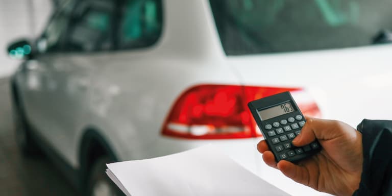 Saiba como conseguir um crédito automóvel mais barato e que critérios deve comparar para escolher a melhor proposta.