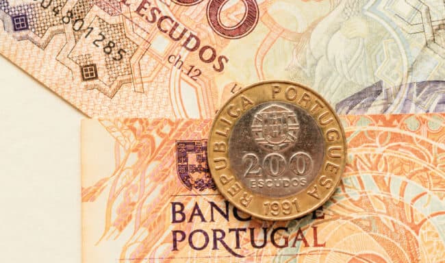 Tem notas ou moedas de escudos em casa? Podem valer uma fortuna